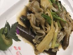 -骏莱海鲜鱼港(五角场店)