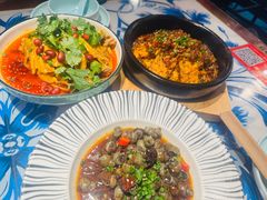 -川流不息·地道川菜·小龙虾(新松江路店)