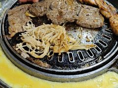 -胡悦里韩式烤肉(芝罘万达广场店)