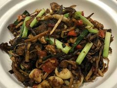 -六合居·明厨亮灶餐厅(成双大道店)