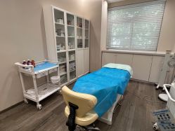 -医颜医疗美容门诊部