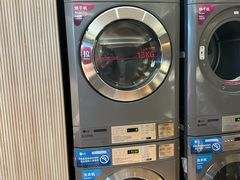 -桔子酒店(上海西藏北路地铁站店)