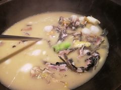 -陈大锅·岳阳鱼馆·地道岳阳菜(美食街店)