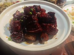 鼎炉红烧肉-韵秋荷(宝山龙湖天街店)