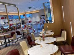 大堂-哈根达斯(国瑞店)