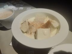 提拉米苏-穹六人间 people 6(岳阳路店)