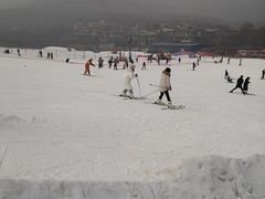 -济南卧虎山滑雪场