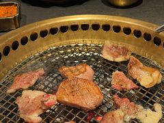 -铭牛烧肉·和牛海鲜自助(高新月牙湖店)