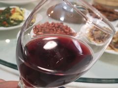 缓一缓喝点酒才-那达慕蒙古风味酒楼