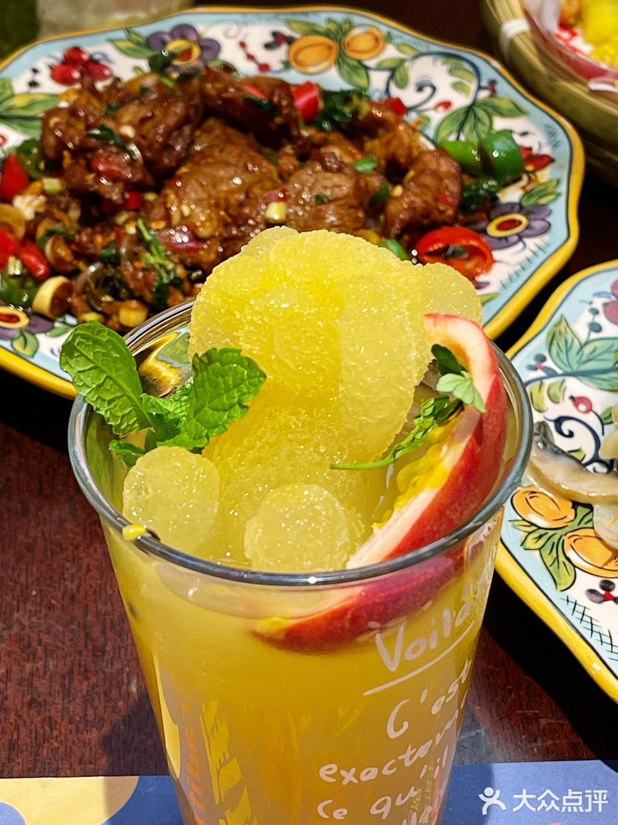 📣：排队王，吃饭饭要赶早！