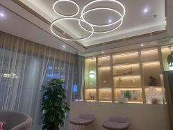 -香港倾城国际·美容美体中心