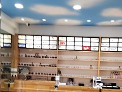 -豪门视光·星趣控·蔡司依视路眼镜代理商(中央大街店)