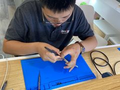 -爱畅享华为苹果手机维修服务(虹口龙之梦店)