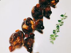 甄御招财猪蹄-甄御•海鲜新青岛菜(麦岛店)