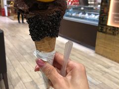 黑巧克力冰激凌-VENCHI 闻绮(北京国贸商城店)