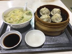 鸡汤虾肉大馄饨-绿杨馄饨临顿路店