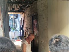 -仓桥直街臭豆腐
