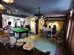 -小草屋轰趴馆别墅派对新场团建家庭聚会