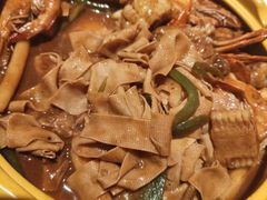 -多嘴肉蟹煲(万达店)