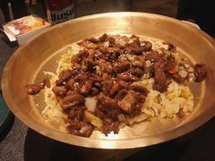 酸菜炒羊肉-丝路金桃·新疆菜(徐汇店)