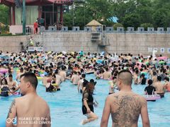 -汤山欢乐水世界
