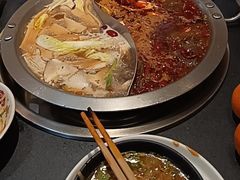 -沸炉重庆老火锅(军事博物馆店)