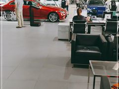 -上海星瀚奔驰4S店(红柳路店)