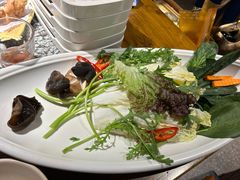 -老牌坊云南鱼豆花火锅(哈西万达店)
