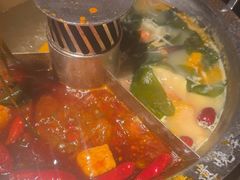 -晓宇重庆火锅(西安荟聚店)