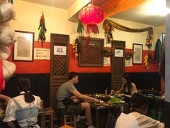 大堂-老姐石板烧烤+铜炭火锅(总店)