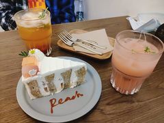 蜜桃乌龙冰淇淋糯米蛋糕-野路甜点铺(松柏路店)