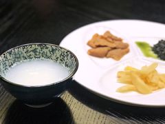 泉水砂锅粥配杂咸-潮汕味道·煮海餐厅(金麟大厦店)
