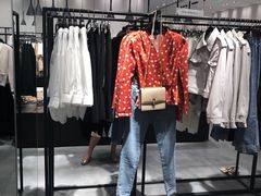 -URBAN REVIVO(七宝领展广场店)