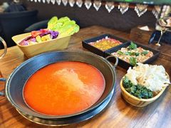 -花菇朵·云山雀 ll 野生菌锅·野果酸汤·精品滇菜(万柳店)