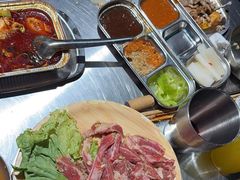 -马路牙子烧烤音乐酒馆(望京店)