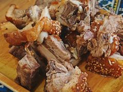 -乡村馕坑肉·烧烤·新疆菜·本地人更爱吃(阿勒泰首店)