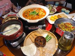-魏铭鱼头捞饭(晋阳路店)