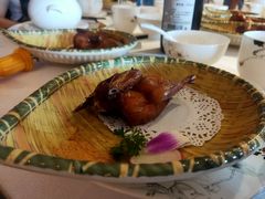 -景月阁空中食府(希尔顿酒店)
