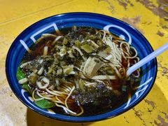 -砖头卤味