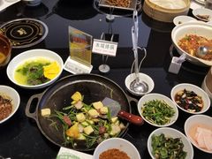 -黔蘑菇四季餐厅(观山湖店)