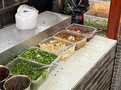 -巍山𤆵肉饵丝