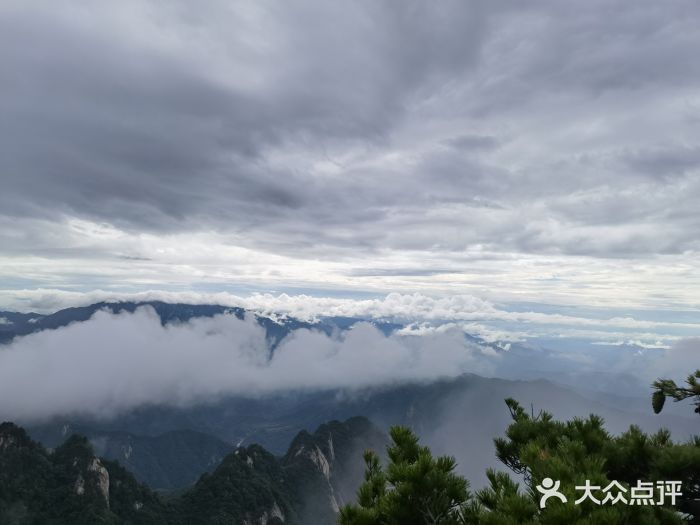 洛阳白云山景区图片