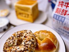 -红星前进面包牛奶公司(五道口购物中心店)