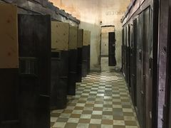 -吐斯廉屠杀博物馆