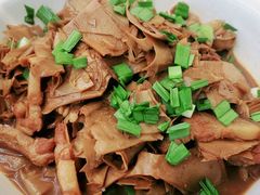 肉烧笋干锅-又见炊烟私房菜(敬亭路店)