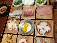 -银米·云南传统过桥米线(双廊黑金冠店)