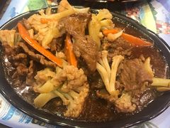 台山椰菜花炒牛肉-横琴湾畔餐厅(长隆海洋王国白鲸剧场店)