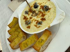 法式奶酪焗蜗牛-LUCCA卢卡西班牙海鲜饭(远洋广场店)