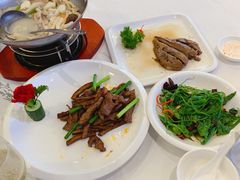 -万龙洲海鲜(大兴绿地缤纷城店)