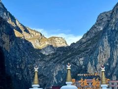 -香格里拉大峡谷巴拉格宗国家级风景名胜区丽江中旅旅游质量服务点